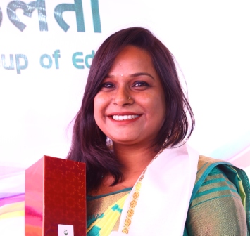 SONAM UPADHYAY portrait